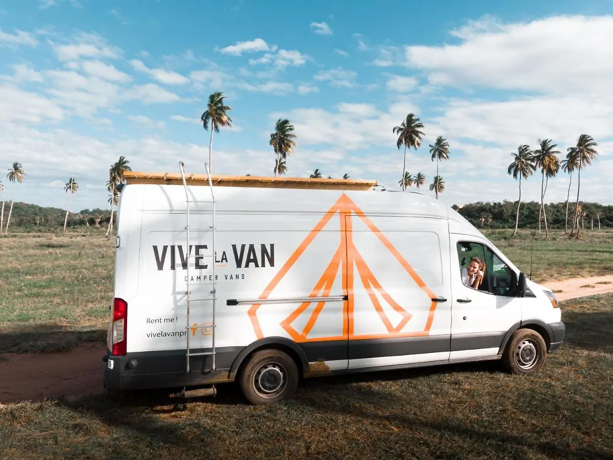 キャンプ場 ホテル Vive La Van サンジョアン